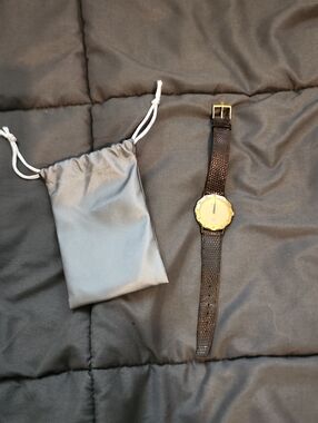 Authentic Gucci Womens Wrist Watch